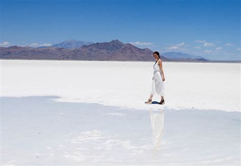 The Otherwordly Bonneville Salt Flats Isnt That Charming