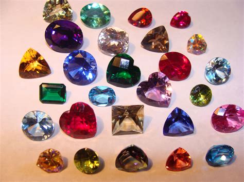 Types Of Gemstones, Pink Gemstones, Sapphire Gemstone, Peridot, Ruby
