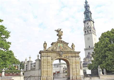 Strona promująca częstochowski stary rynek. The 10 Best Czestochowa Tours & Tickets 2019 - Poland | Viator