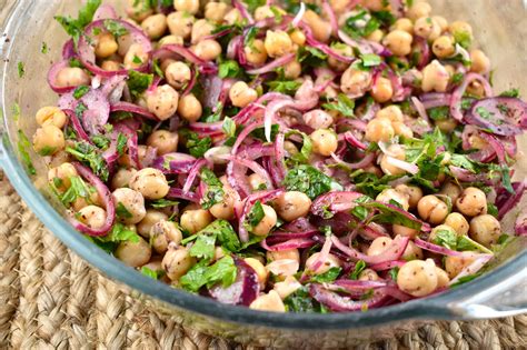 Chickpea And Sumac Salad Recipe 1 Point Laaloosh