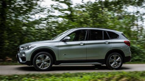 Although i have the base model, it has plenty of features. 003-2015-2016-BMW-X1-18d-sDrive-Front-Antrieb-Vorder-Rad-first-test-erster-ausfahrt-bericht ...