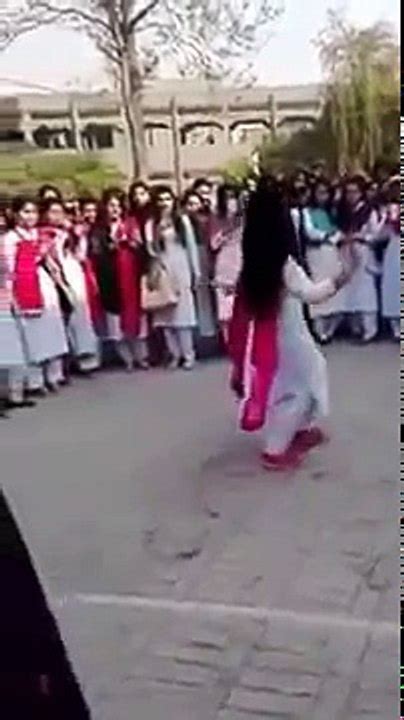 Pashto Dance Performance By Pakistani School Girls Alone Heart Low