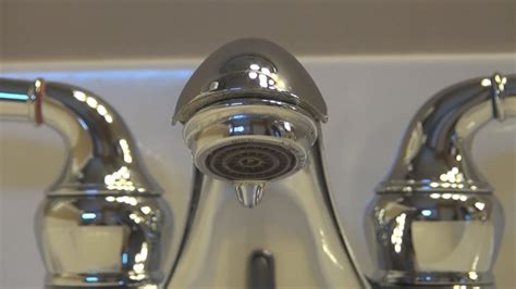 How To Fix A Leaky Moen Single Handle Bathroom Faucet – Everything Bathroom