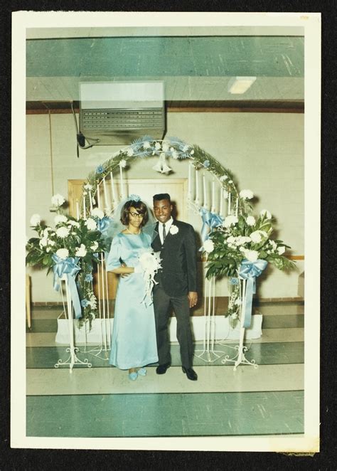 Image toned to match the era. Adorable Real Vintage Wedding Photos From the 1960s ...