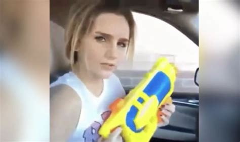 Girl Squirts Fast Food Worker With Water Gun And Suffers The Ultimate Payback Life Life