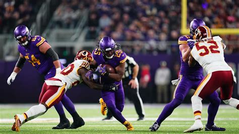 Historical drama inspired by the epic saga of viking king ragnar lodbrok. Primetime Purple Game Photos: Vikings-Redskins