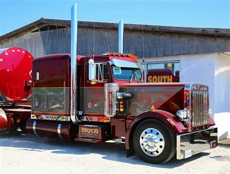 Peterbilt Custom 359 Show Trucks Big Rig Trucks Lifted Trucks Old