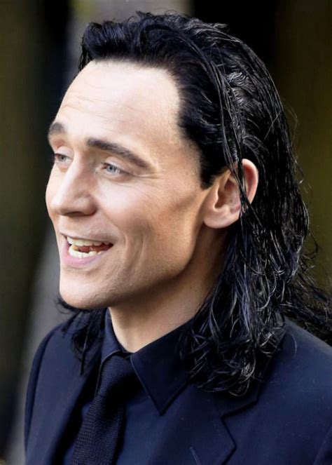Loki laufeyson forever on instagram: Tom Hiddleston Loki | Tom hiddleston loki, Schauspieler ...