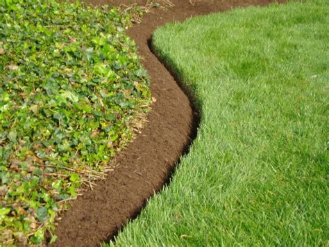 How to make futuristic landscape : Front Yard Landscape , 7 Stunning Lawn Edging Materials ...