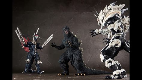 More Sh Monsterarts Godzilla 2004 And Monster X Photos Zoomed In