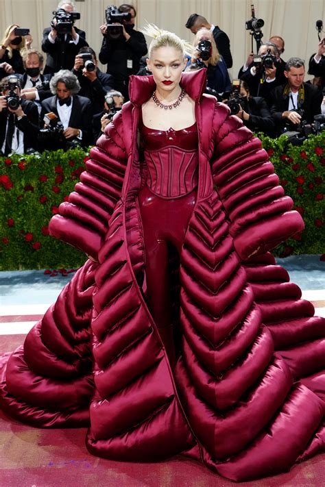 Gigi Hadid Stuns In Red Versace Look At The Met Gala 2022 British Vogue