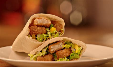 This recipe shows you how to make pitta bread. Wholegrain Fish Finger Pitta Bread Recipe | Birds Eye