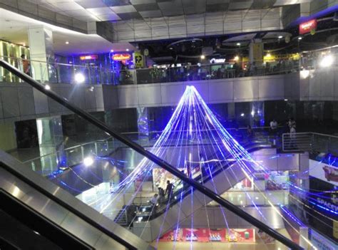 Aladin and the magic lamp: Inside Mall - Picture of Axis Mall, Kolkata (Calcutta ...