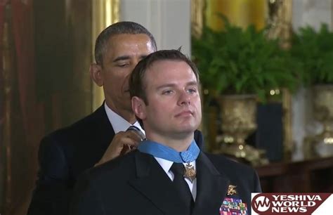 Navy Seal Receives Medal Of Honor At White House Ceremony The Yeshiva