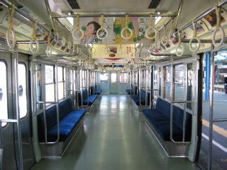 1.5 1.5 33.8 ｜ ｜ oe02 中央林間駅: 小田急電鉄2600形車内｜鉄な車内学サイト「オンタイム」