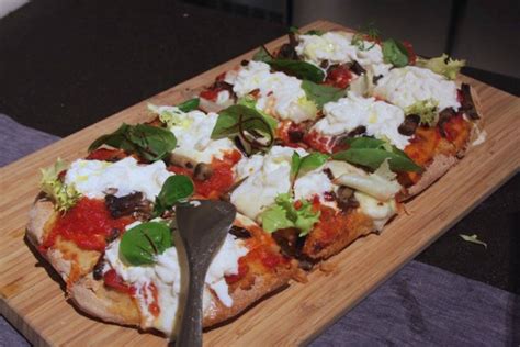 Snel en gemakkelijk thuisbezorgd bij jou! Com'è buona la pizza alla pala! Ecco le migliori 8 in Veneto