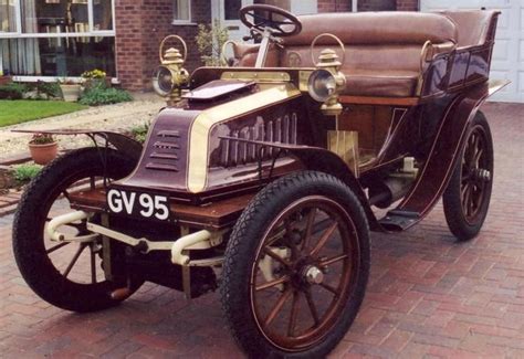 #126 1902 Darracq - Veteran Car Run 2020 - The RM Sotheby ...