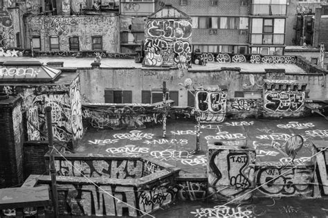 Taking A Peek Into Gotham Citys Graffiti History Elegrans Real