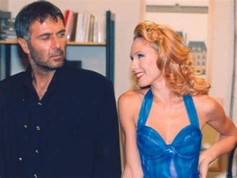 Έχω καλυφθεί απόλυτα», εξομολογήθηκε η εβελίνα παπούλια. Εβελίνα Παπούλια: Αποκάλυψε σε ποιόν οφείλεται το τέλος της σειράς "Δυο Ξένοι"