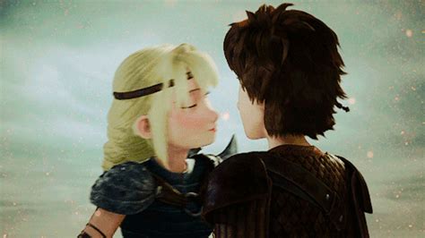 Animated  About  In Hiccstrid Kiss By Andreea How To Train Your Dragon Hiccup And