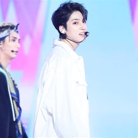 Buy exo album cds in korean and get the best deals at the lowest prices on ebay! Pin de Rena XO em Wooseok | Pessoas boas