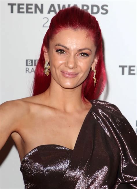 Dianne Buswell At Bbc Radio One Teen Awards In London 11242019