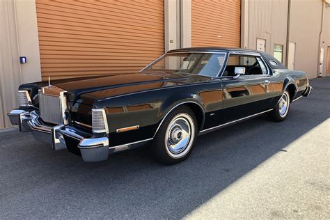 1975 lincoln continental mark iv front 3 4 222864