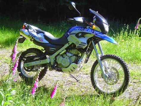 Keen for a set for short wifes bike. BMW-motorrad Manual Resource: BMW F 650 GS / GS Dakar 2000 ...