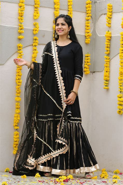 Pin By Seema Yadav On Black Sharara Set Gharara Designs Clothes Design