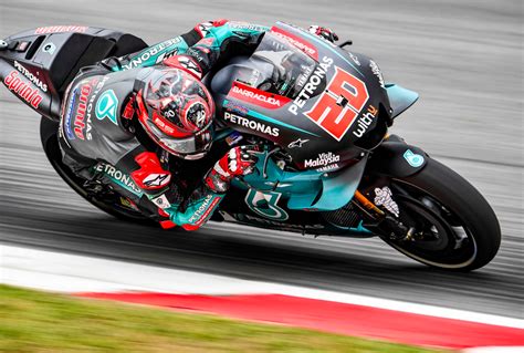 Prior to his grand prix career, quartararo won six spanish championship titles, including successive cev moto3 titles in 2013 and 2014. Fond D'écran Fabio Quartararo : Le Jeune Pilote Nicois ...
