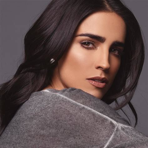 El calvario de bárbara de regil después de que le pusieron unos implantes usados en el busto: Bárbara de Regil revela que el papá de su hija la dejó por ...