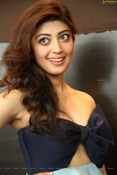 In the year 2010, pranitha subhash made her acting debut from the kannada film porki, opposite the male lead darshan. Pranitha Subhash (HD) Image 2 | Tollywood actress images,Images, Pics, Pictures, Photoshoot ...
