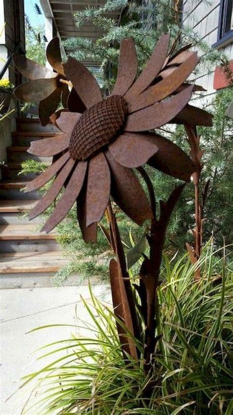 21 Garden Sculpture Ideas For Your Backyard In 2023 A Nest With A Yard