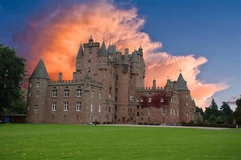 Haunted Castles In Europe The Imposing Castles Of Europe And A Thing