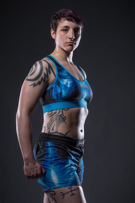 How To Be Mma Fighter As A First Step Check Out Our Mma Women Apparel Mma Women Mma