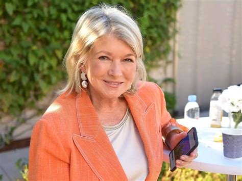 Martha Stewart Says She Never Dated Larry King Despite Him Becoming