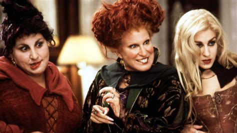 The Story Behind The Iconic Costumes Of Hocus Pocus Glamour
