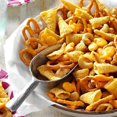 18 Quick And Tasty Snack Mix Recipes