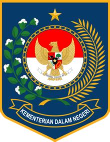 Kementerian dalam negeri merupakan salah satu dari tiga kementerian (bersama kementerian luar negeri dan kementerian pertahanan) yang disebutkan secara eksplisit dalam uud 1945. Kementerian Dalam Negeri Republik Indonesia - Wikipedia ...