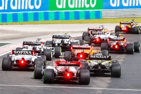 A bajnokságot a nemzetközi automobil szövetség szervezi és bonyolítja le, ez a nyitott karosszériás versenyautók legmagasabban rangsorolt kategóriájú bajnoksága. Szaúdi verseny ütheti ki Brazíliát a Forma-1 2021-es ...