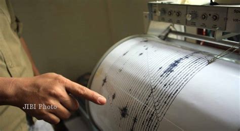 Apakah unit mengukur kekuatan gempa bumi. Gempa Bumi Seismograf / Sensor Seismograf Dioperasikan ...