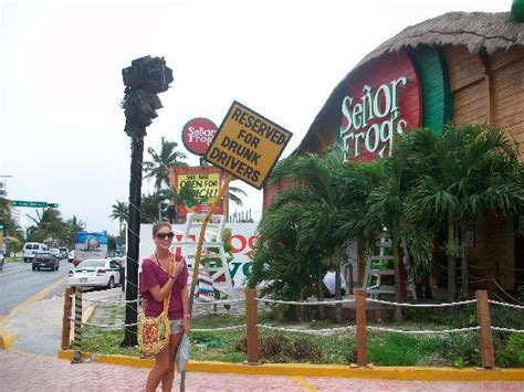 Senor Frogs Parking Picture Of Senor Frogs Cancun Tripadvisor