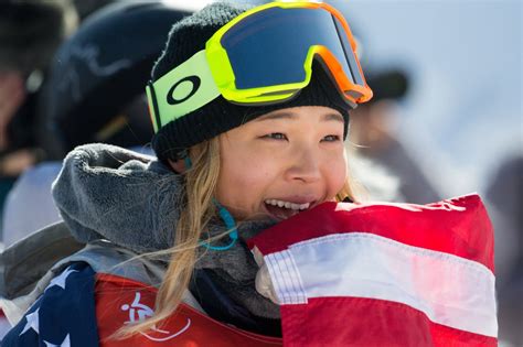 u s snowboard sensation chloe kim wins women s halfpipe gold