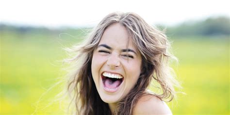 6 Powerful Health Benefits Of Laughter Huffpost
