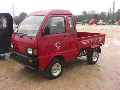 Modern hijet imports are powered either by a 550cc engne (pre 1990) or a 660 cc engne (post 1990) with a supercharged version available. 1997 DAIHATSU S80LP JUMBO HIJET MINI TRUCK,