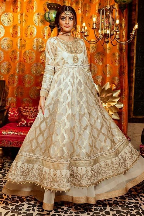 Latest Party Wear Maxi Dresses And Frocks Collection 2023 2024