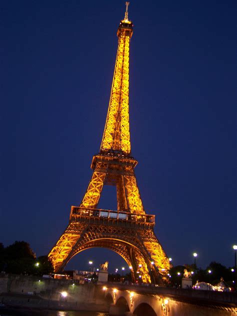 Torre Eiffel De Noche Imagen And Foto Europe France Paris Fotos De