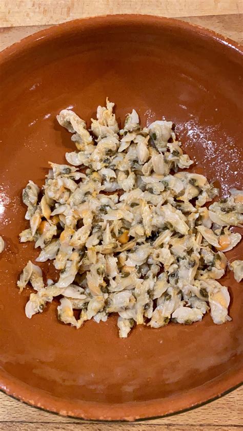 …vedere o mangiare frutti di mare in un sogno indica preoccupazioni, speranze e ritardi nei tuoi progetti. Crostini con telline di mare - Blog di lacheffamiranda