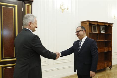 Deputy Prime Minister Tigran Khachatryan Receives The German Ambassador