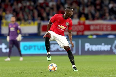 Sila refresh browser sekiranya mengalami sebarang gangguan. Villarreal want to re-sign Manchester United's Eric Bailly